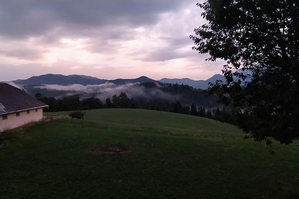 Appartamento Kmetija Pecnik Prevalje Esterno foto