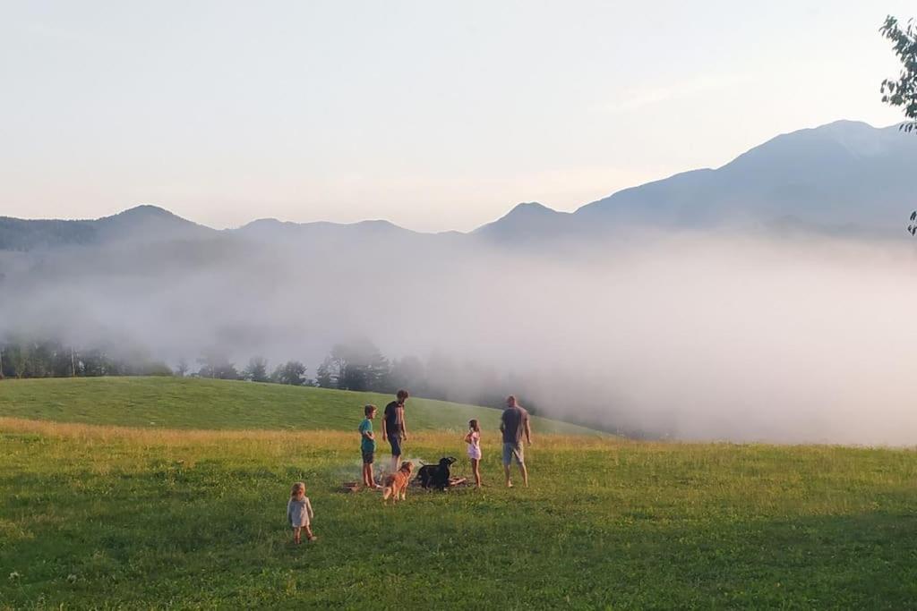 Appartamento Kmetija Pecnik Prevalje Esterno foto