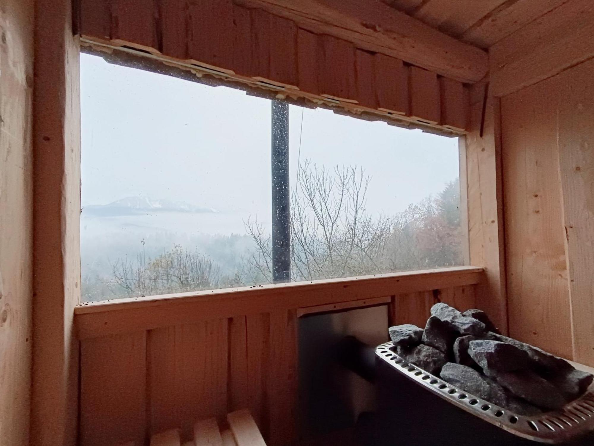 Appartamento Kmetija Pecnik Prevalje Esterno foto